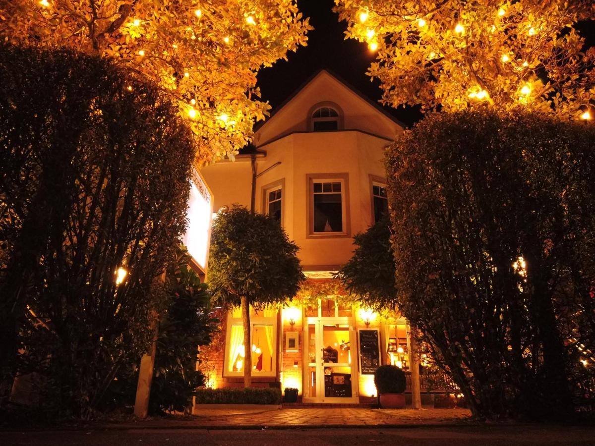 Klausdorfer Hof Hotel Schwentinental Exterior photo